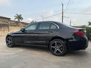 Mercedes-Benz C300 Luxury 4Matic Sedan AWD (2.0L 4cyl 7A) 2016 Black