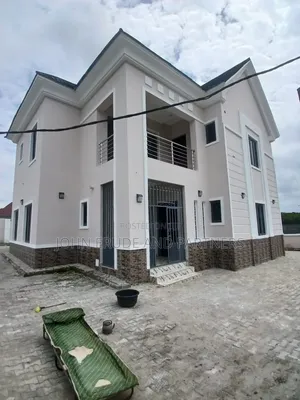 5bdrm Duplex in Ochacho Estate, Life Camp for rent