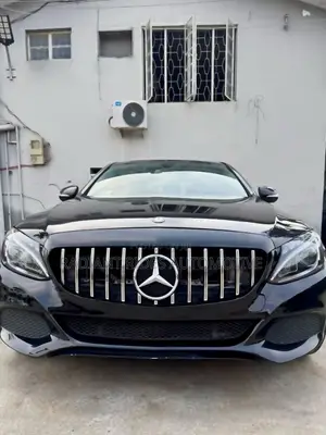 Mercedes-Benz C300 Luxury 4Matic Sedan AWD (2.0L 4cyl 7A) 2016 Black