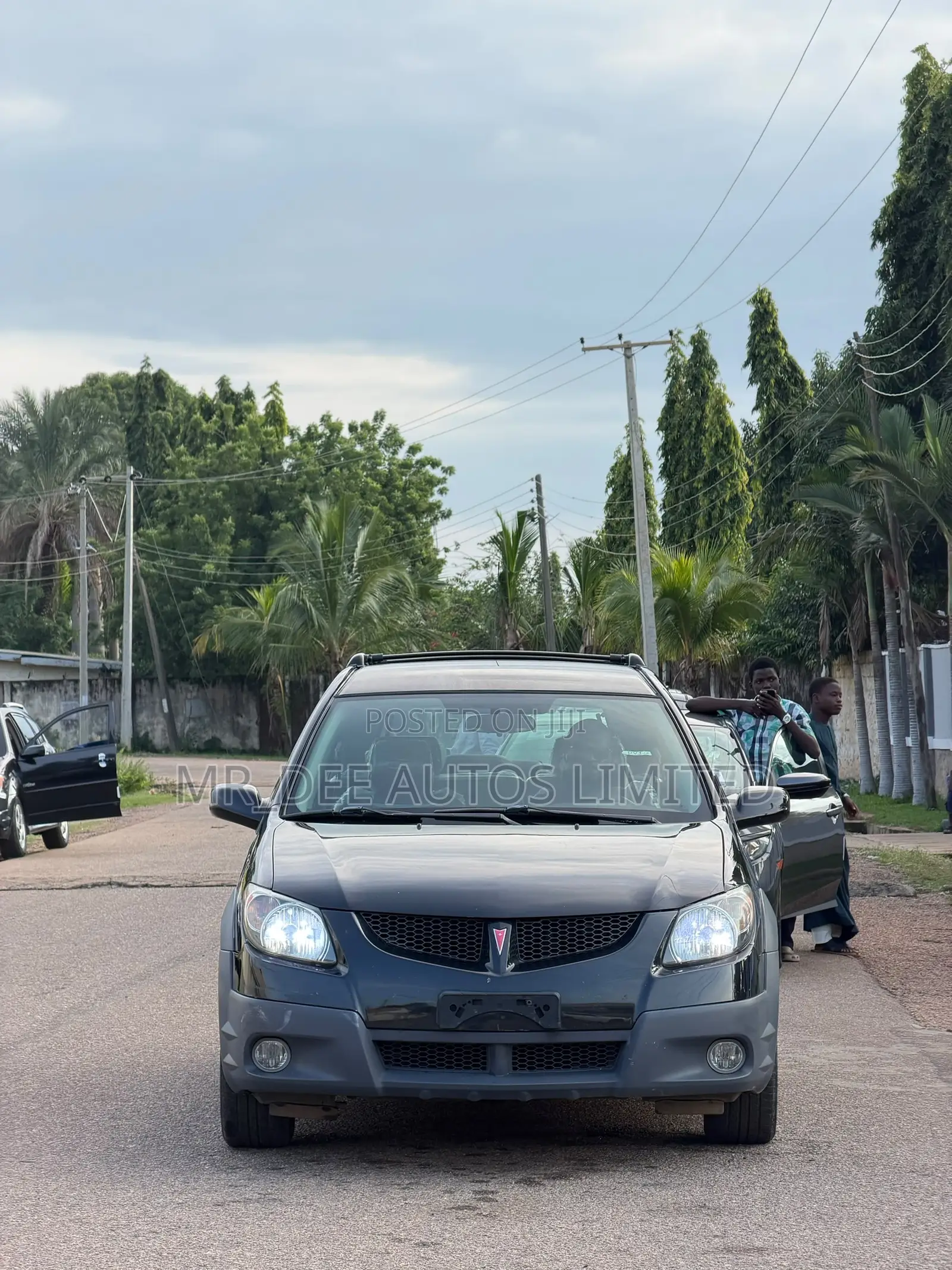 Pontiac Vibe Automatic 2004 Black