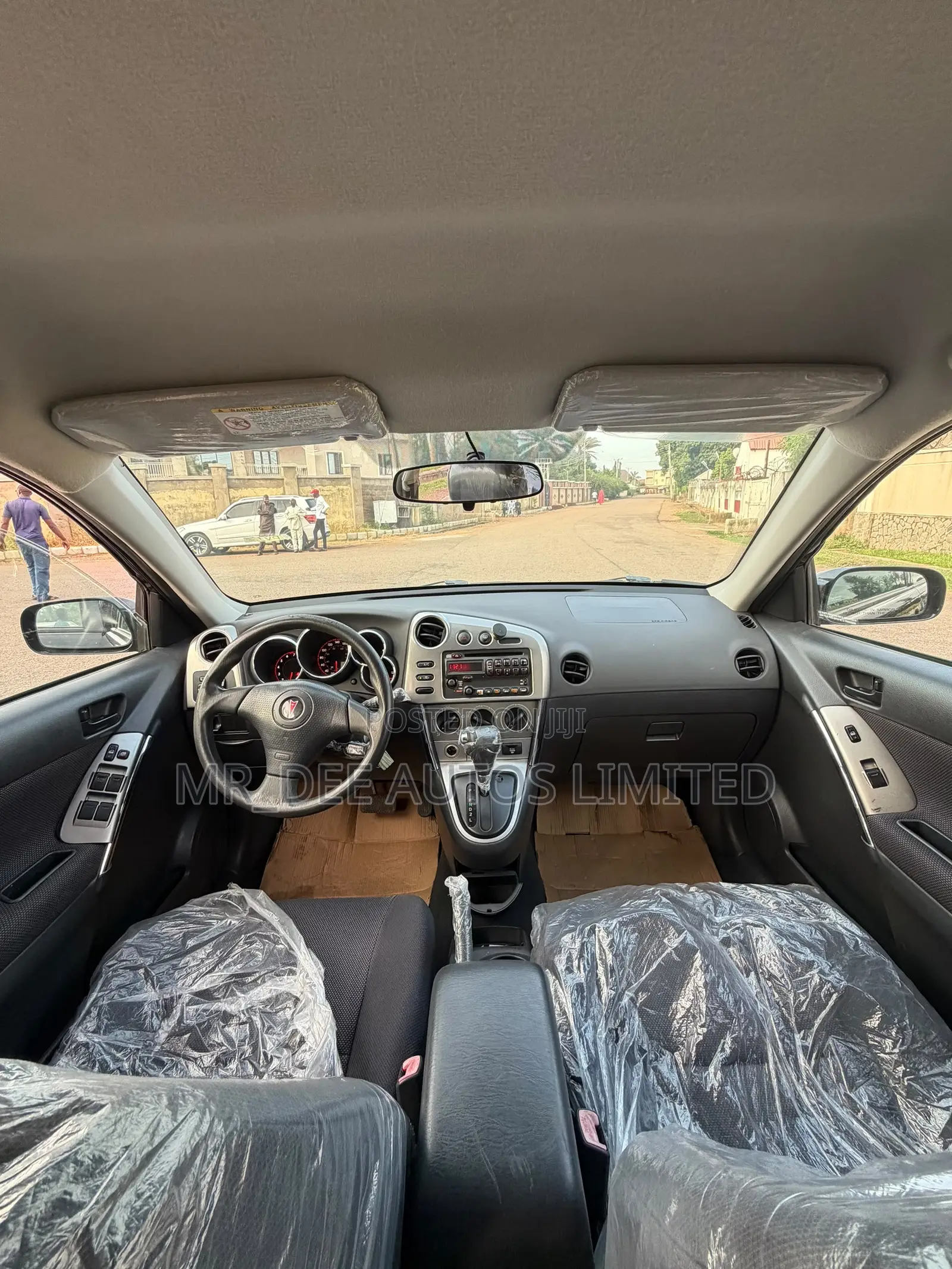Pontiac Vibe Automatic 2004 Black