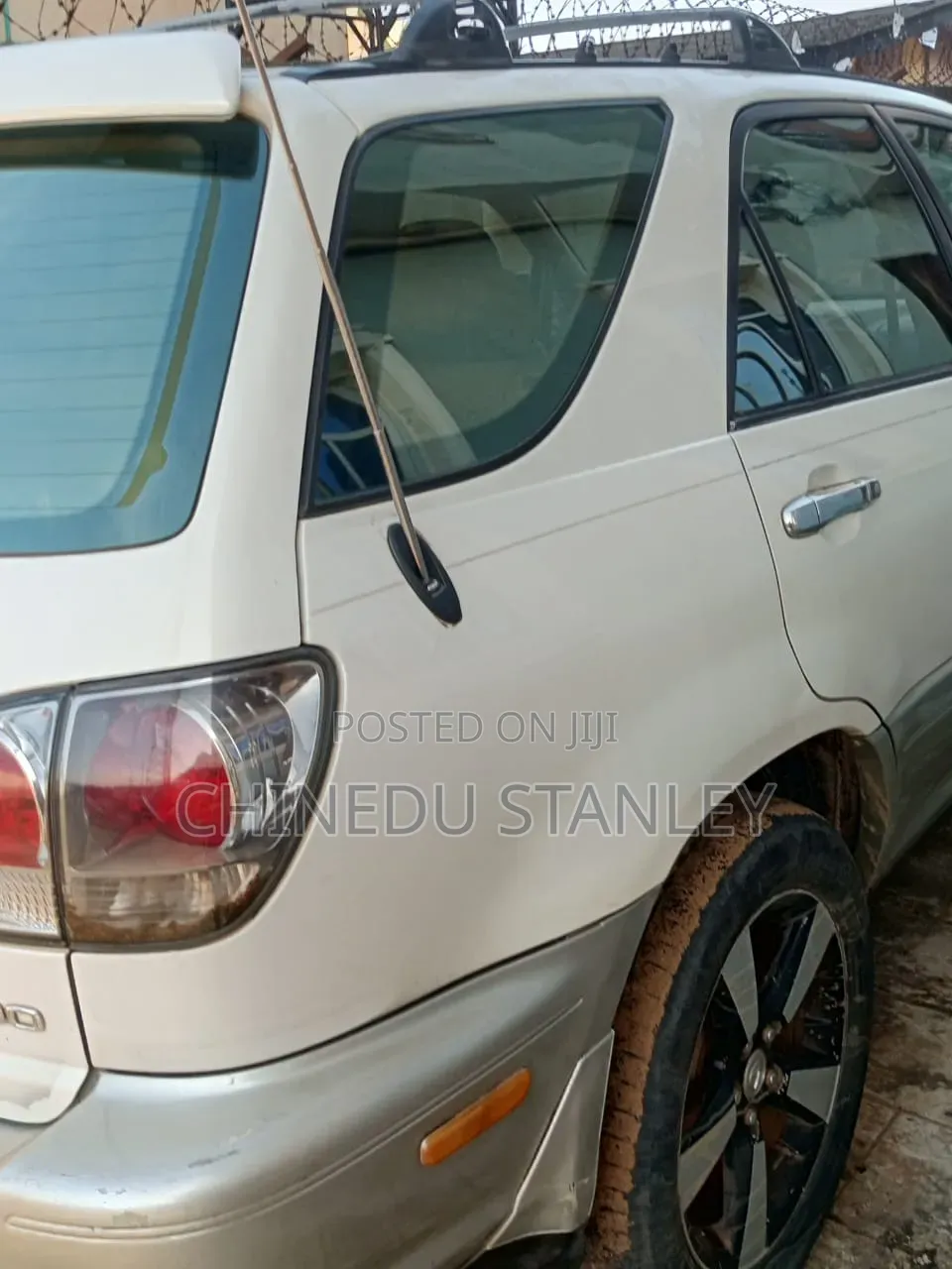 Lexus RX 2001 White