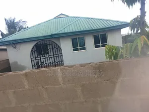 2bdrm Block of Flats in Awaye, Ado-Odo/Ota for rent