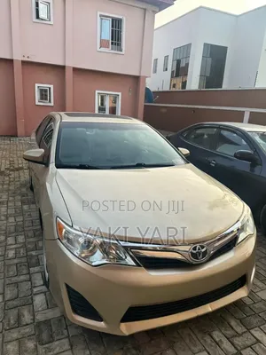 Toyota Camry 2013 Gold