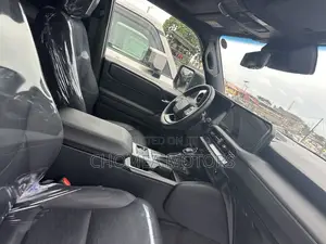 Toyota Land Cruiser 2025 Black