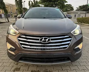 Hyundai Santa Fe Limited 4dr SUV AWD (3.3L 6cyl 6A) 2015 Brown