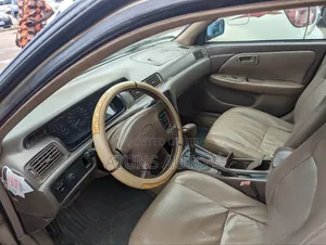 Toyota Camry 2000 Gold