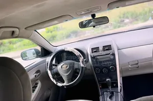 Toyota Corolla 2010 Silver