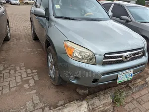 Toyota RAV4 2008 Green