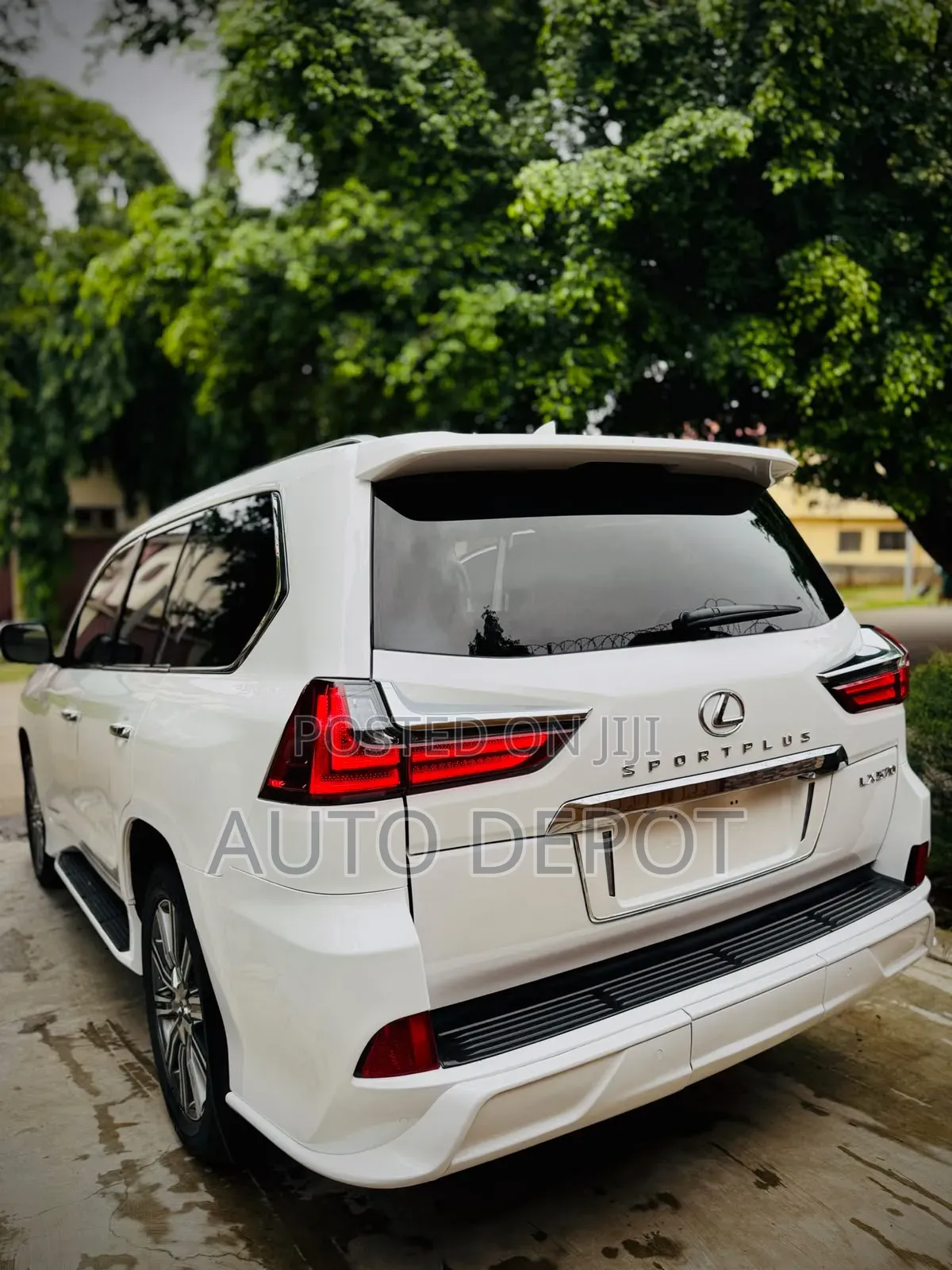 Lexus LX 2017 White