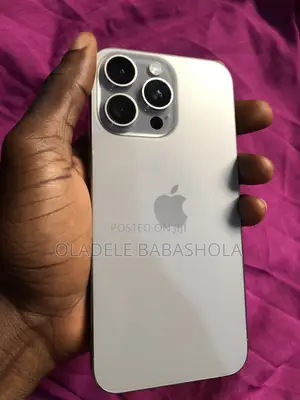 Apple iPhone 15 Pro Max 256 GB Silver