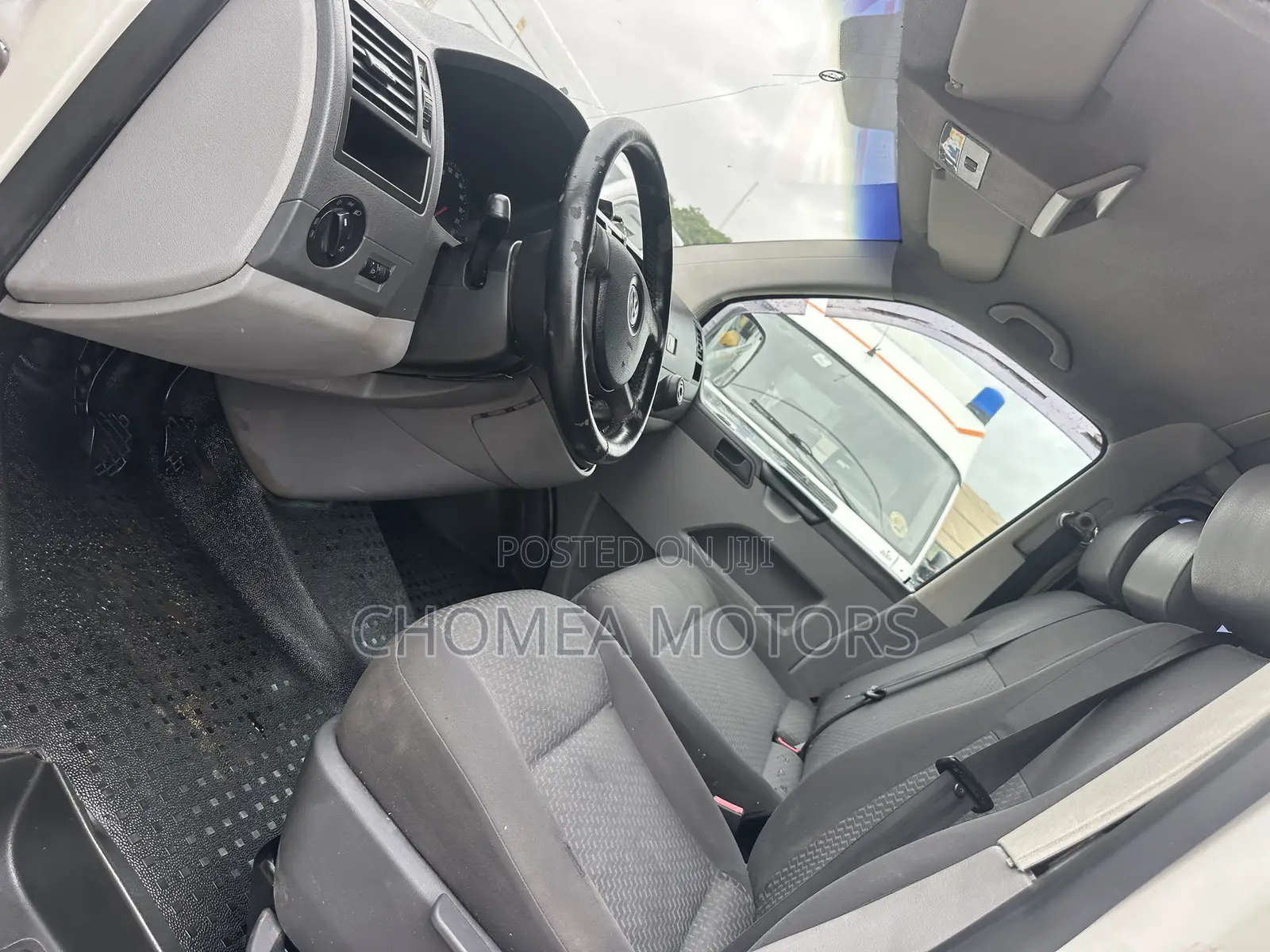 Volkswagen Transporter 2012 White
