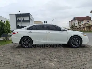 Toyota Camry 2016 White