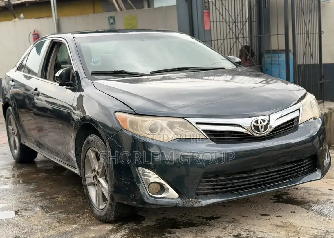 Toyota Camry 2013