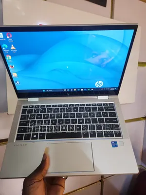 Laptop HP EliteBook 830 G8 16GB Intel Core i7 SSD 512GB