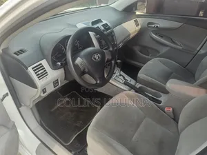 Toyota Corolla 2013 White