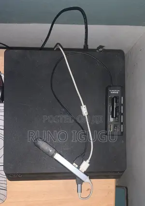 Ps4 Slim With 2 Controllers Plus Spiderman Miles Morales Game