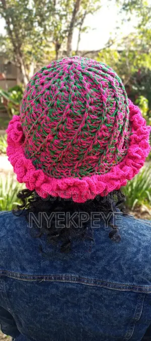 Crochet Ruffle Cap