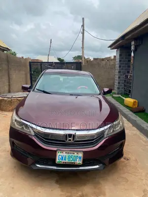 Honda Accord 2017 Maroon