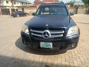 Mercedes-Benz GLK-Class 2012 Black