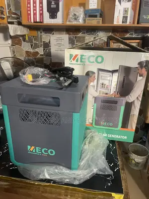 MECO Solar Generator 2000w