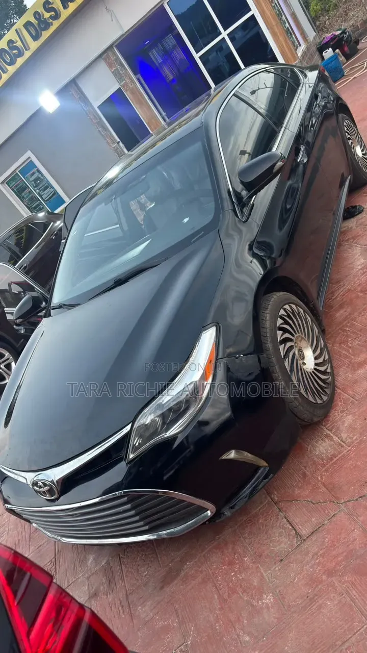 Toyota Avalon 2014 Black