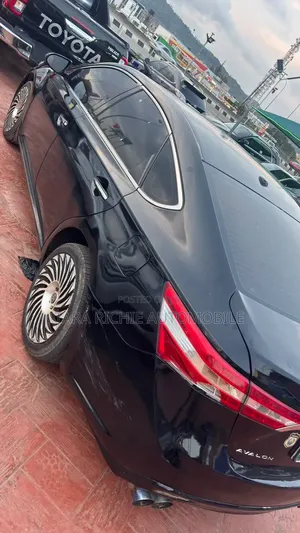 Toyota Avalon 2014 Black