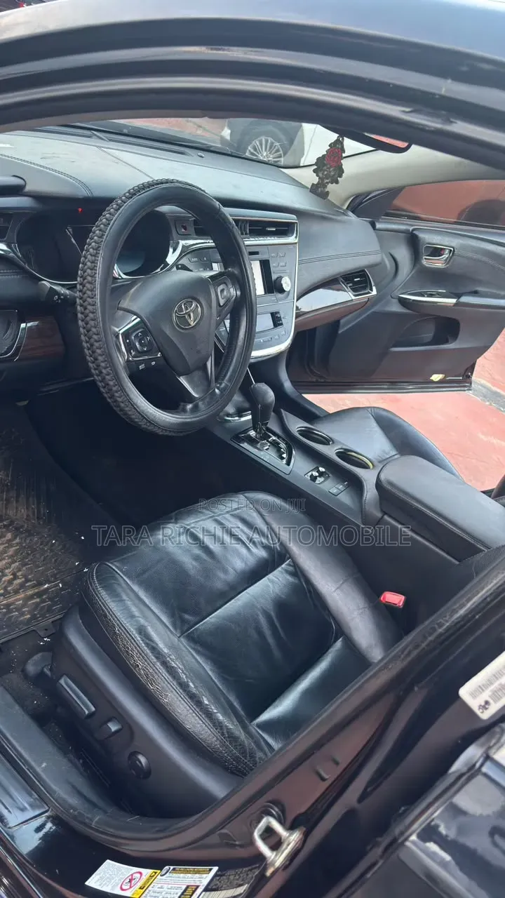 Toyota Avalon 2014 Black