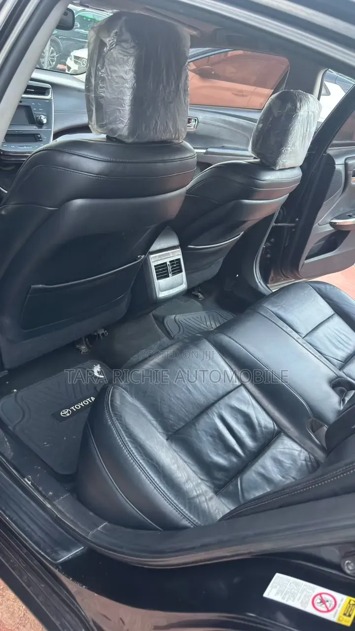 Toyota Avalon 2014 Black