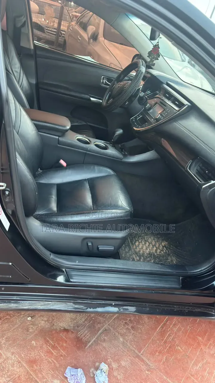 Toyota Avalon 2014 Black