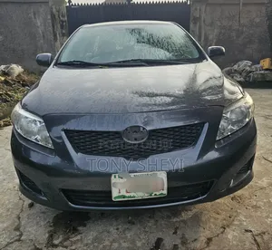 Toyota Corolla 2009 Gray