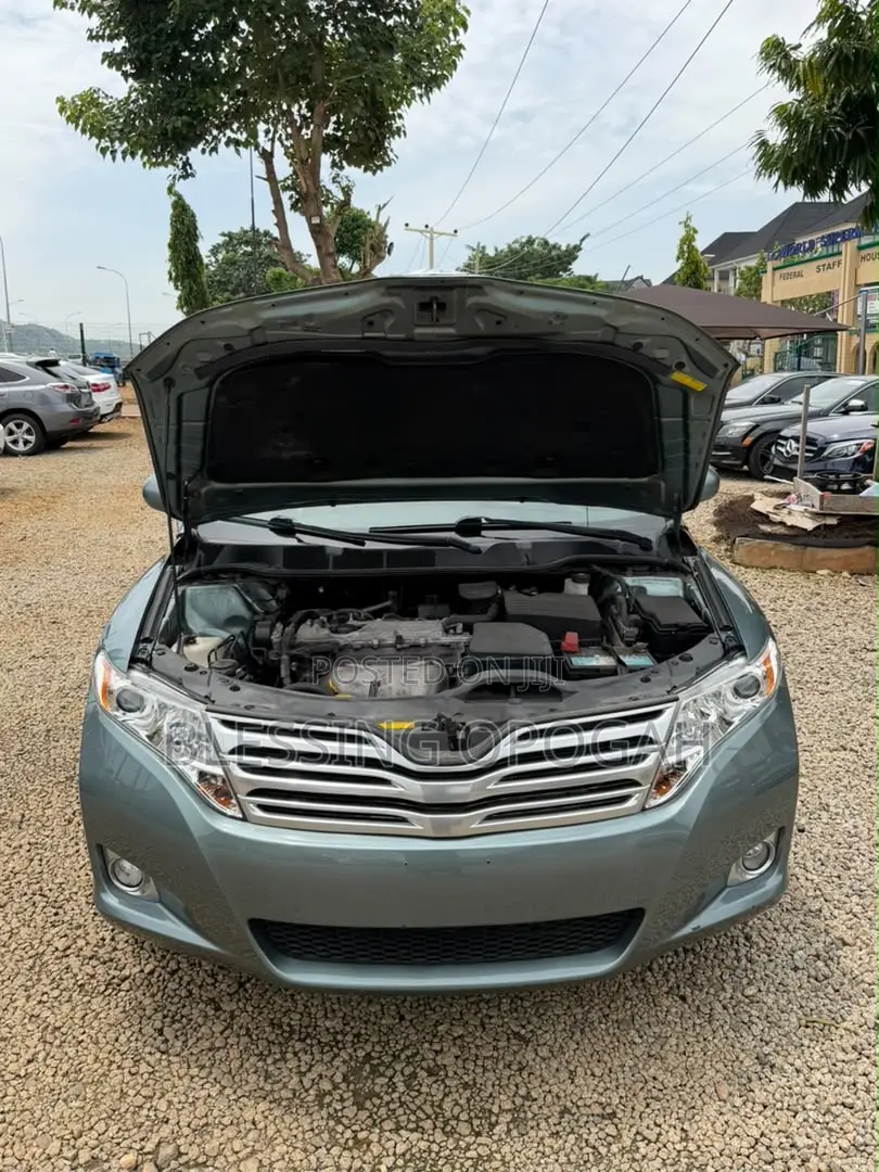 Toyota Venza AWD 2011 Green