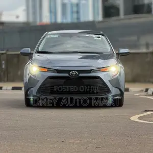 Toyota Corolla Hybrid LE 2025