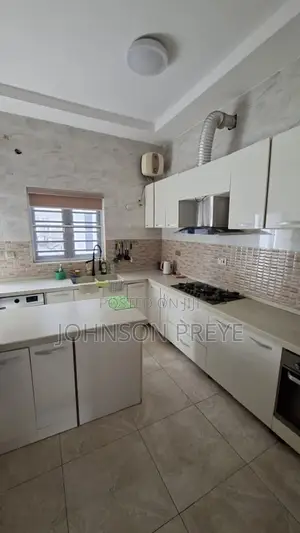 Furnished 4bdrm Duplex in Inside An Estate, Osapa london for rent
