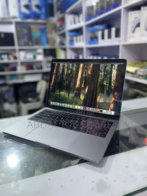 Laptop Apple MacBook Pro 2019 8GB Intel Core i5 SSD 512GB