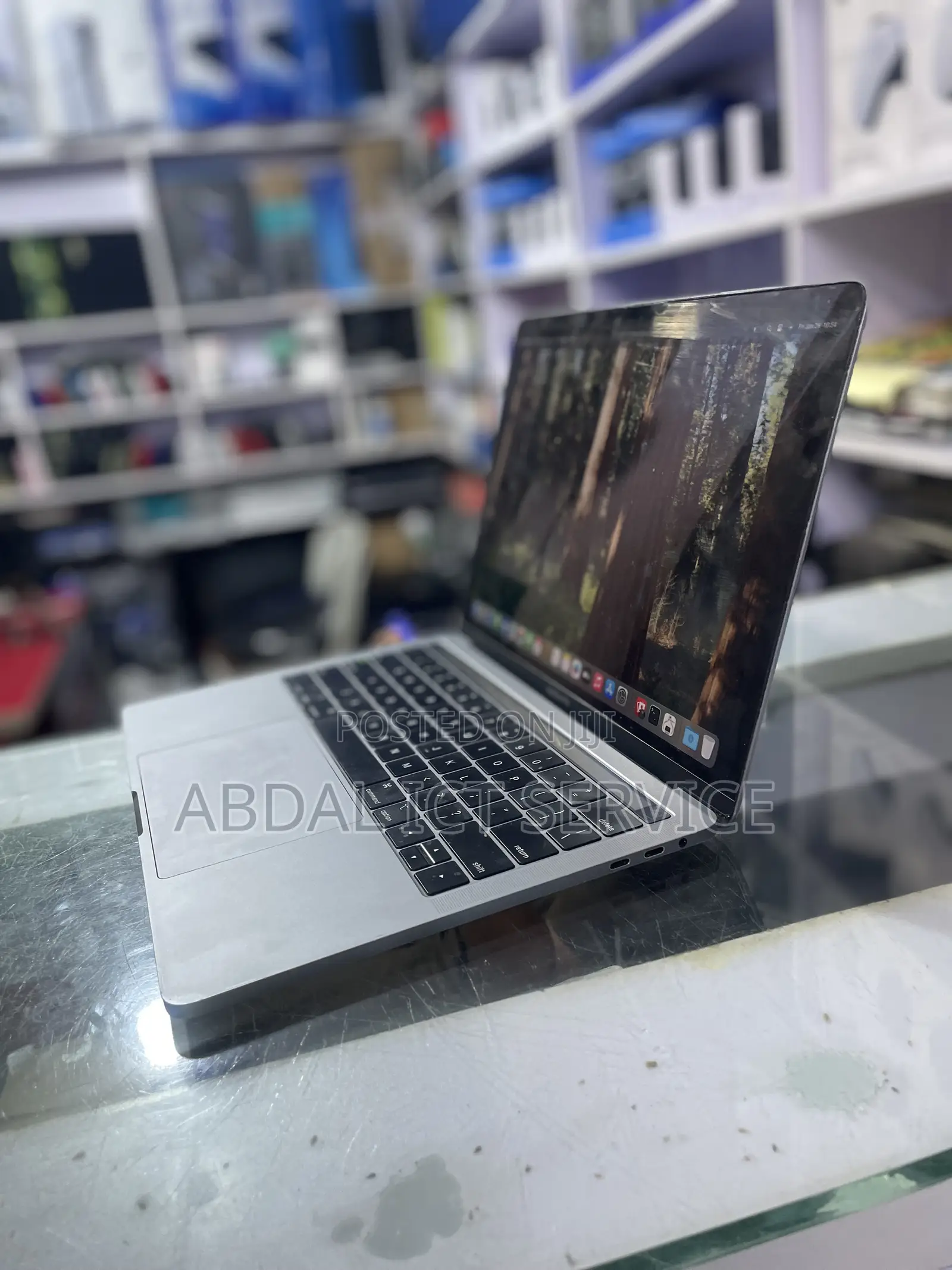 Laptop Apple MacBook Pro 2019 8GB Intel Core i5 SSD 512GB