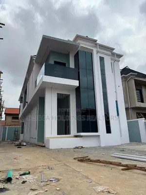 5bdrm Duplex in Oke’Badan Estate,, Akobo for sale