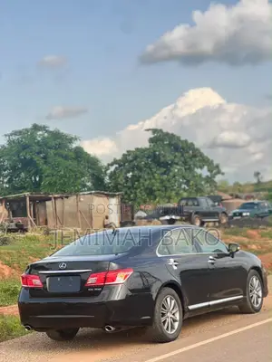 Lexus ES 2012 Black