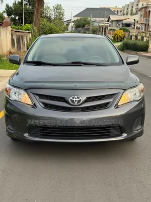 Toyota Corolla 2012 Gray