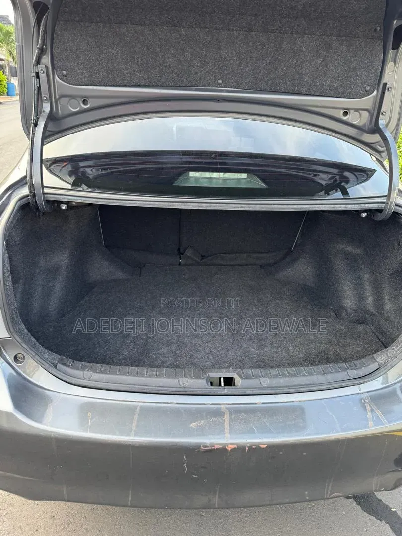 Toyota Corolla 2012 Gray