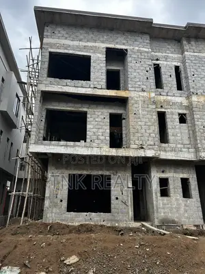 4bdrm Townhouse/Terrace in Katampe (Main) for sale
