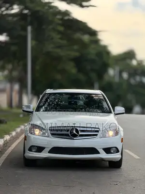 Mercedes-Benz C300 2009 White