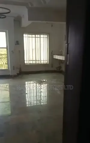 Mini Flat in New Rd, Igbo-efon for rent