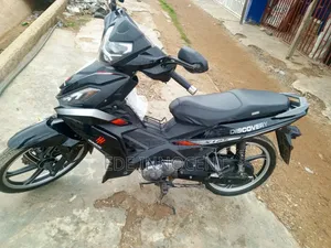 New TVS HLX 125 2025 Black