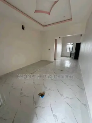 2bdrm Block of Flats in Uyo for rent