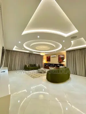 3 Bedroom Luxury Waterfront Smart Home