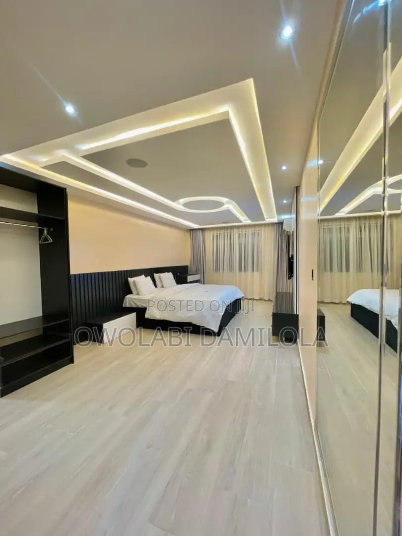 3 Bedroom Luxury Waterfront Smart Home