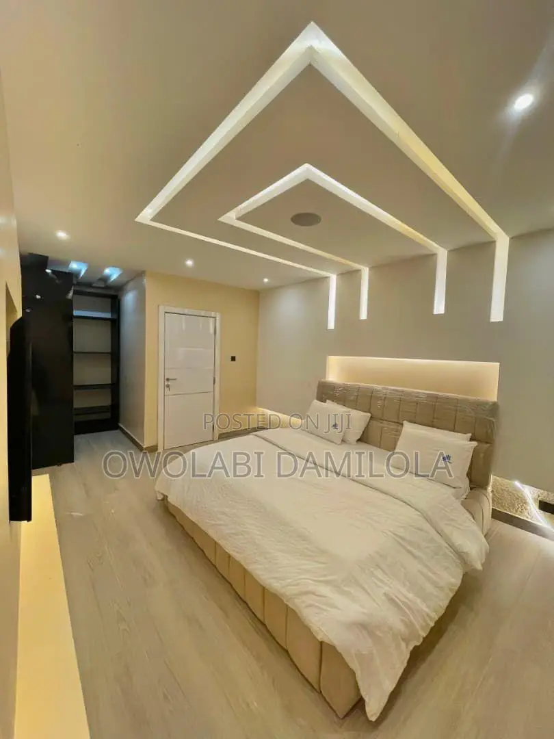 3 Bedroom Luxury Waterfront Smart Home