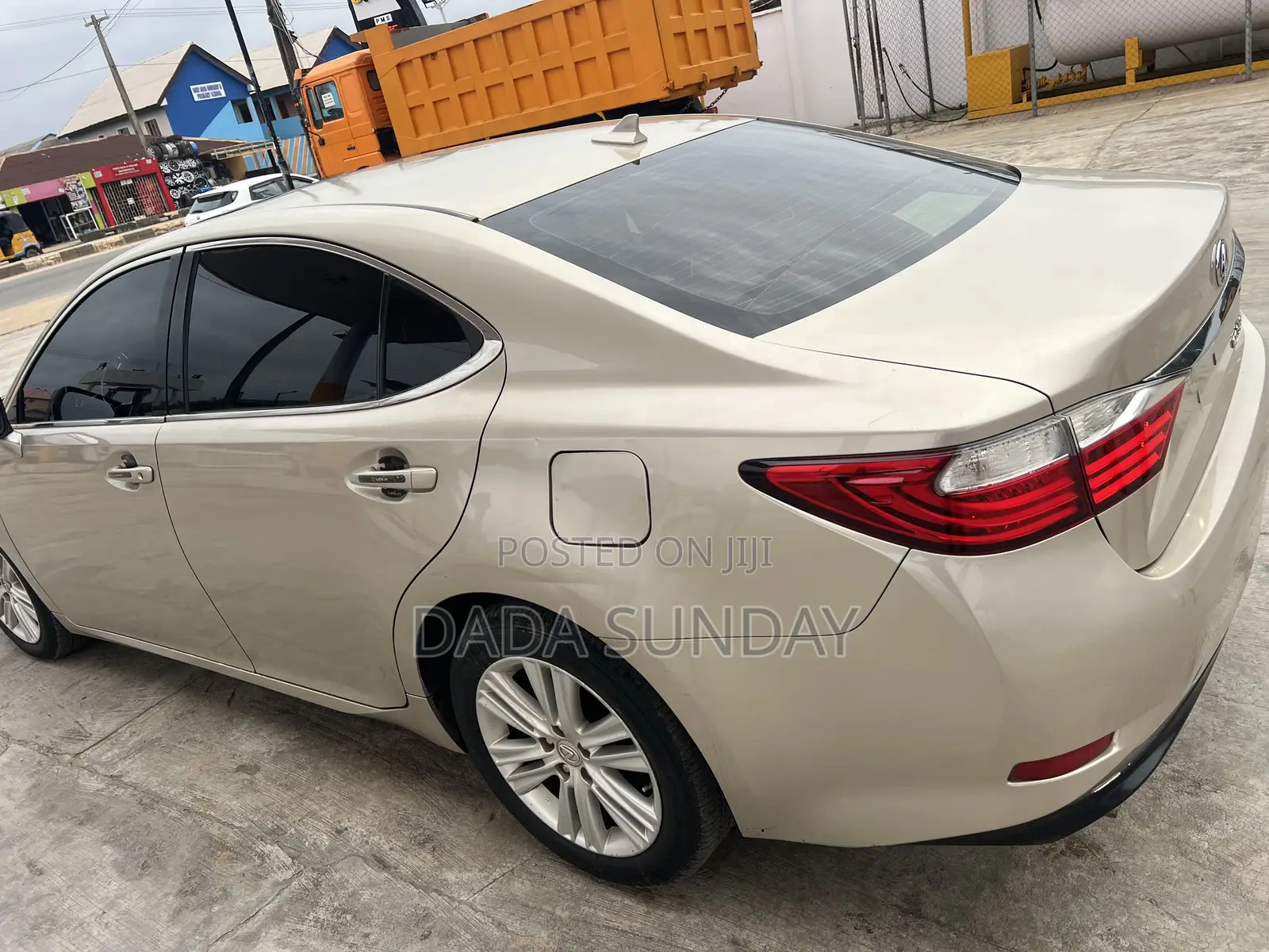 Lexus ES 2013 Gold