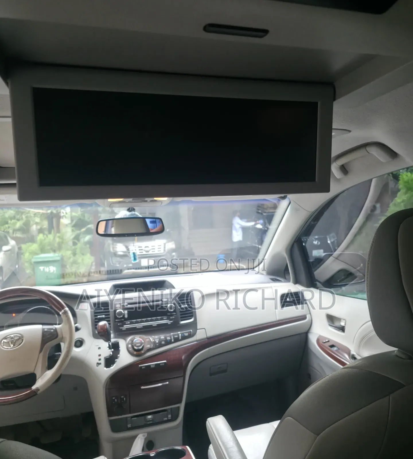 Toyota Sienna 2011 Teal